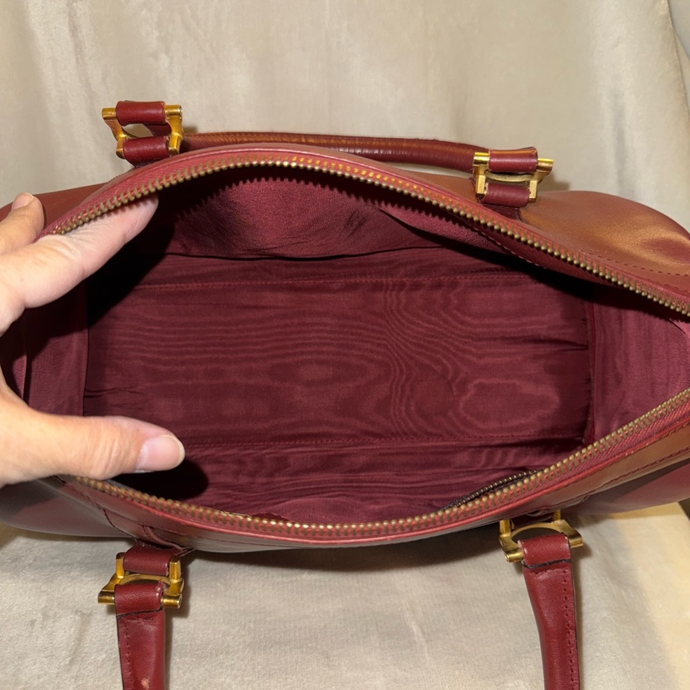Cartier Elegant Burgundy Leather Handbag COA - Picture 11 of 15